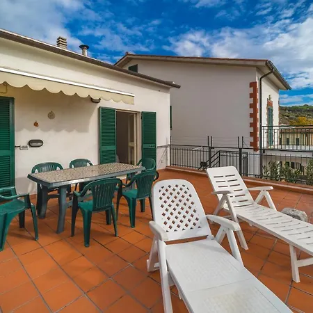 La Terrazza A Sul Mare Appartement *